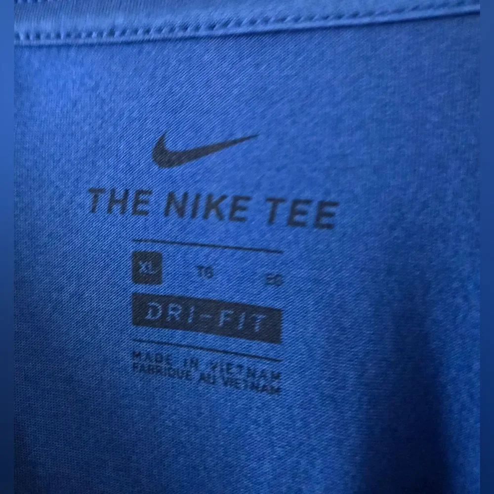Men's Nike L/S shirt
